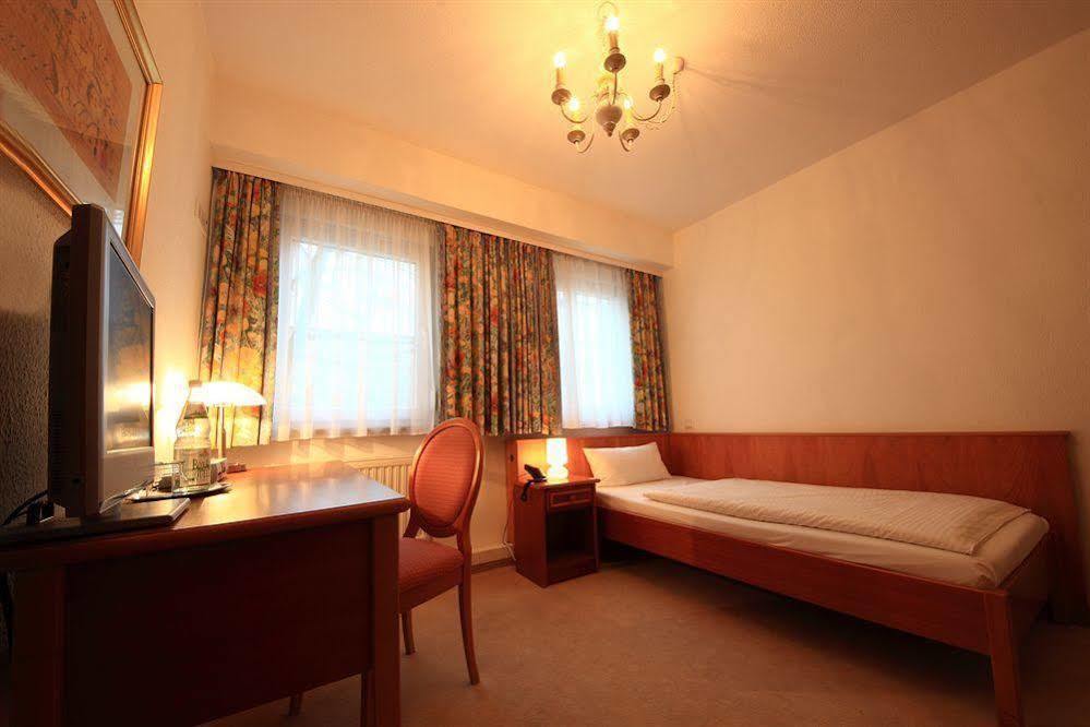 Altstadthotel Фюрт Екстер'єр фото